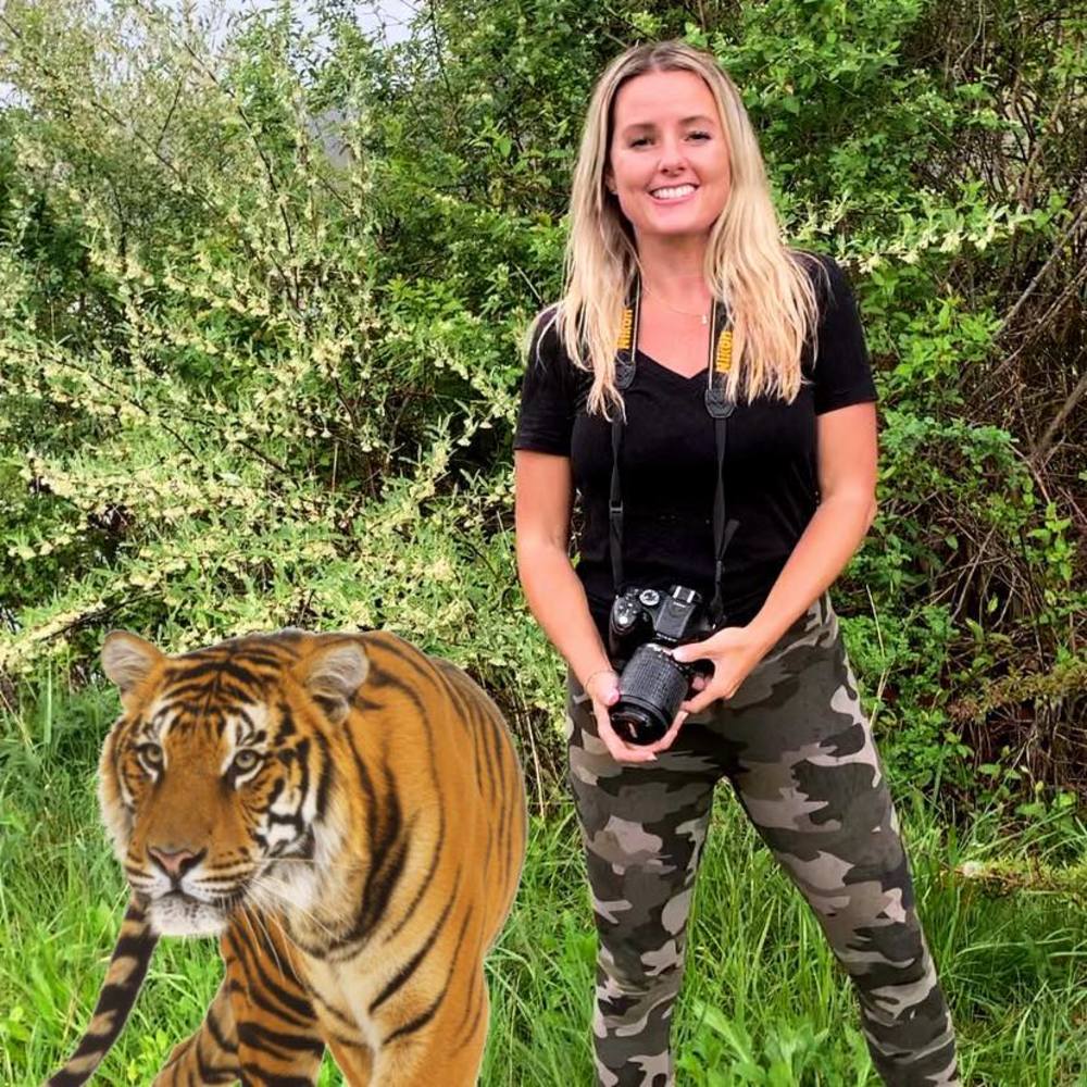 Meet your Posher, April